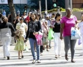Quem sustenta a vida? O peso invisível que recai sobre as mulheres