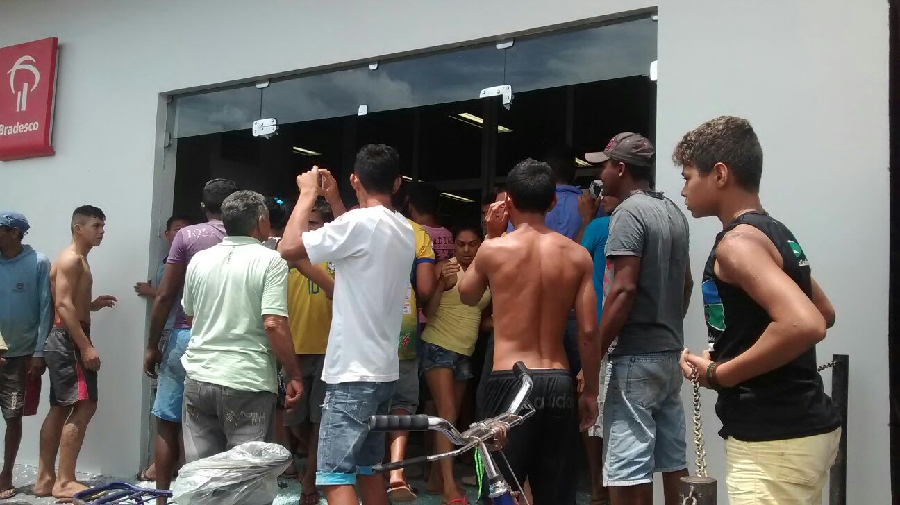 Resultado de imagem para nova esperança do piriá assalto
