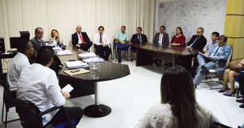 Bancários afirmam à Secon que Lei das Filas é incompatível com as demissões