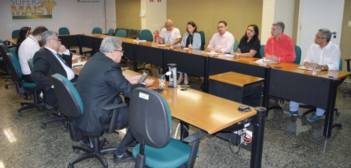 Em reunião com entidades, Banco da Amazônia propõe paridade no custeio do plano de saúde