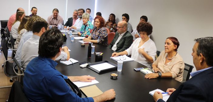 Santander inicia implantação da reforma trabalhista