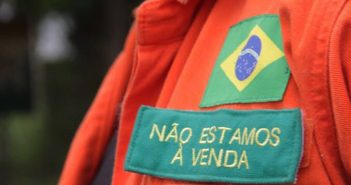 Petroleiros entram em estado de greve em protesto contra a privatização da Petrobras