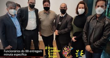 Funcionários do Banco do Brasil entregam minuta específica