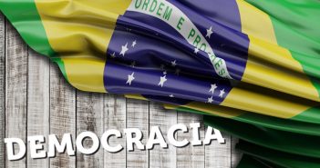 É incompatível com a democracia que haja perdão para quem tentou destruí-la, diz Lênio Streck