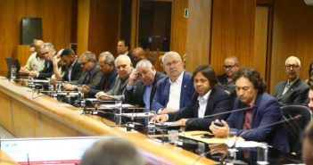 CUT e demais centrais entregam proposta para direitos de trabalhador por aplicativo