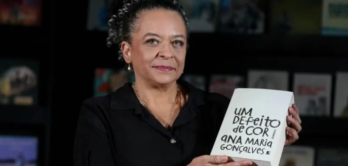 Das pessoas negras é cobrado que acertem sempre, diz Ana Maria Gonçalves, autora de ‘Um Defeito de Cor’