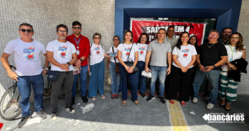 Bancários realizam ato em defesa do Saúde Caixa e denunciam reajuste abusivo