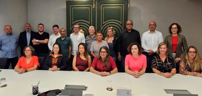 Fenacrefi apresenta estudo sobre perfil dos financiários, mas dados ainda são insuficientes