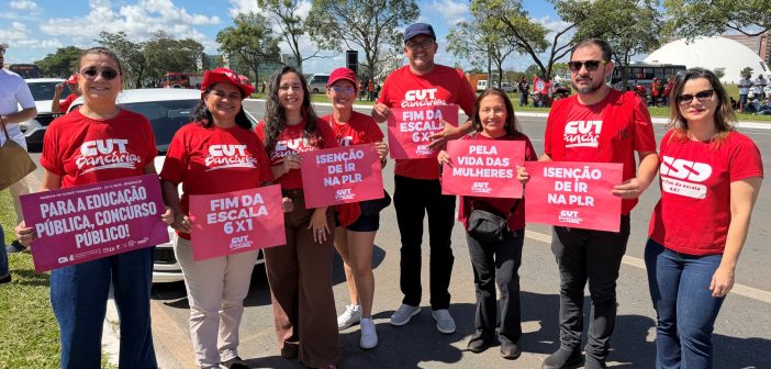 Marcha em Brasília leva às ruas a denúncia do feminicídio recorde no país