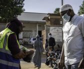 Fatores culturais e falhas na estrutura local dificultam controle do Ebola na África, explica médica