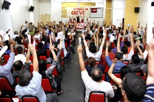 Assembleia deflagração GREVE Pará (1)